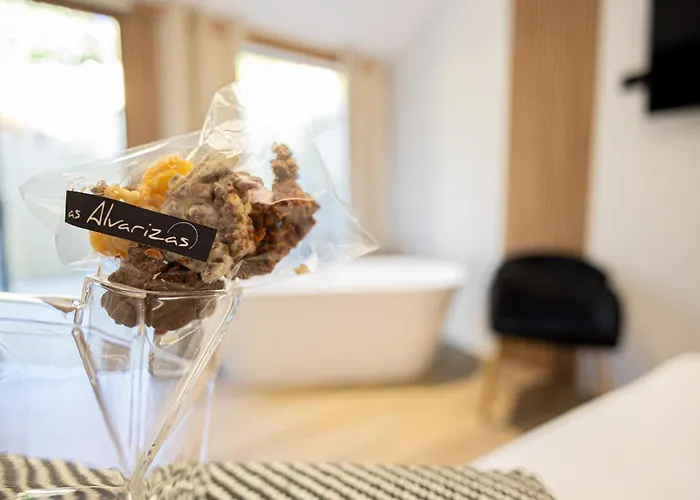 As Alvarizas מלון דירות 3*